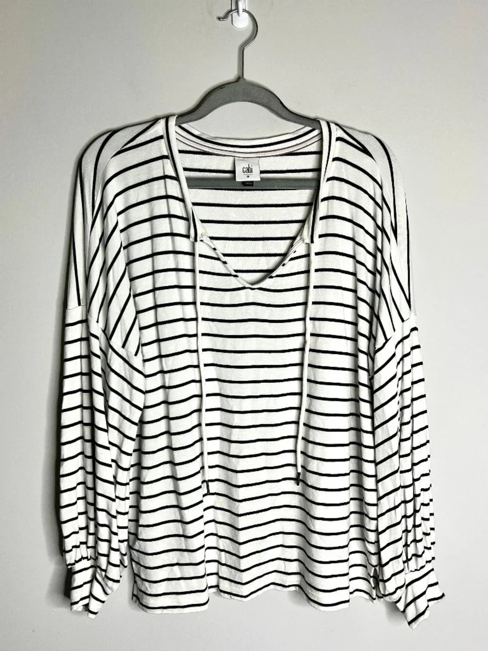 Cabi 5746 Relax Game Day Striped Sweatshirt Spring 2020 Medium Nautical Preppy - Picture 2 of 5